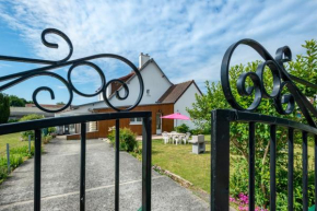 Maison charmante avec jardin clôturé à Camiers, Animaux admis